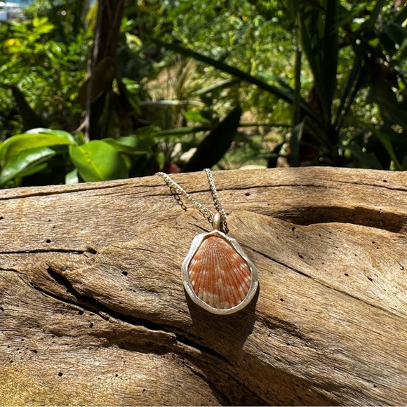 Hand Crafted Jewelry - Scallop sea shells Handmade 995 925 silver soldered necklace beach boho PR